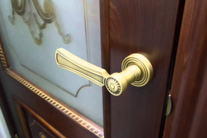 Дверні ручки для міжкімнатних дверей: перевірені варіанти фото