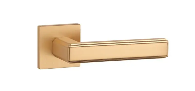 Дверные ручки для межкомнатных дверей с квадратной розеткой